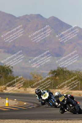 media/Dec-17-2023-CVMA (Sun) [[bf0c04832d]]/Race 4 Amateur Supersport Middleweight/